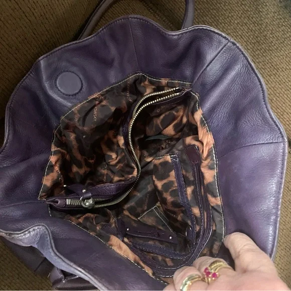 B. Makowsky Gorgeous Purple Leather Women's Bag - Picture 3 of 8